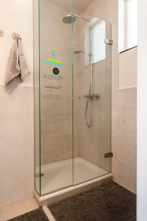 אוסטנדה Modern Apartment With Free Parking מראה חיצוני תמונה